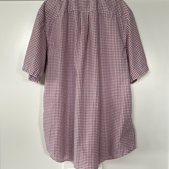 Basic Editions short sleeve button down shirt. - Picture 4 of 8